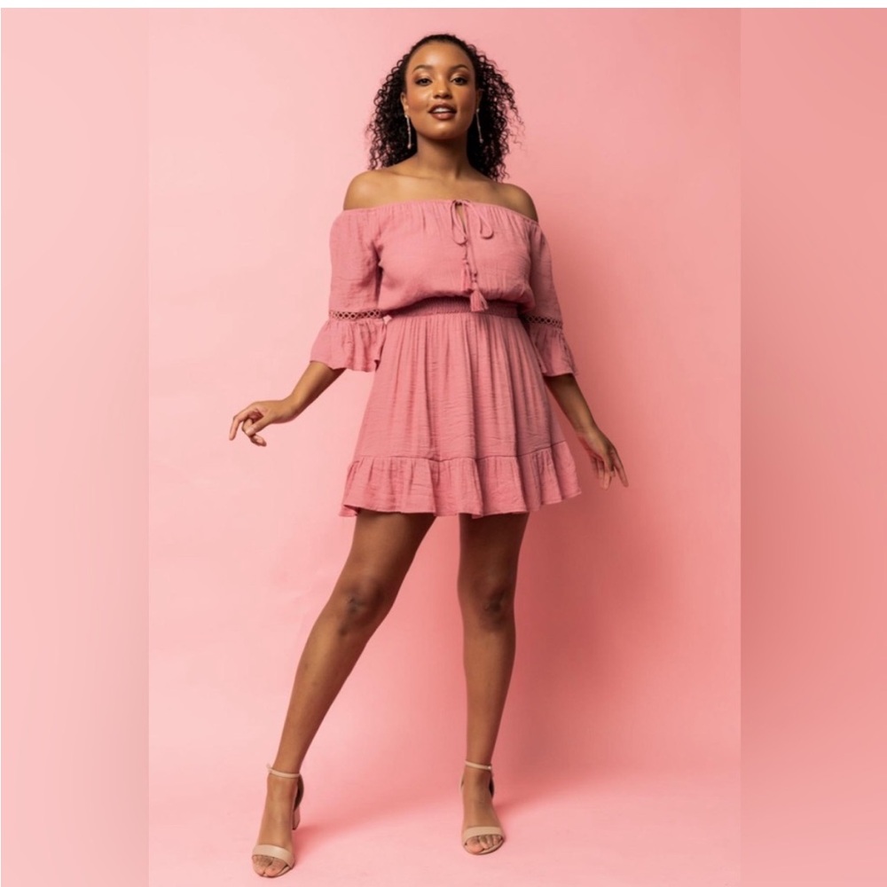 Baltic‎ Born Magnolia Off Shoulder Mini Dress in Rose - Size Large